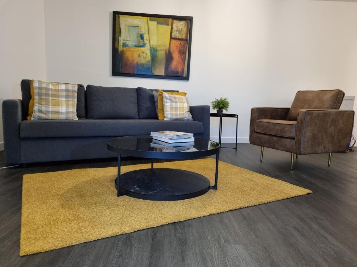 Spacious London Apartment 5 Min Walk To Leytonstone Underground Station And 5 Stops To Zone 1 Buitenkant foto